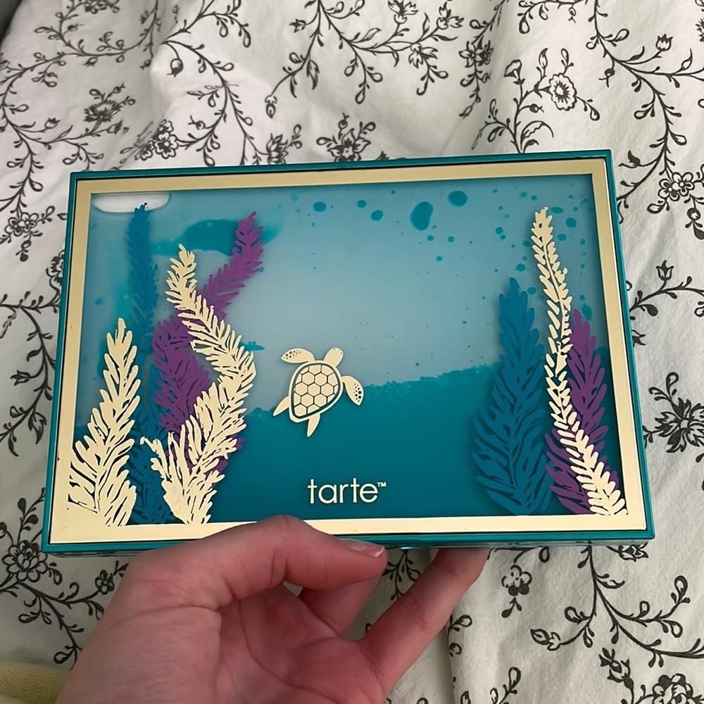 Tarte high tides and good vibes